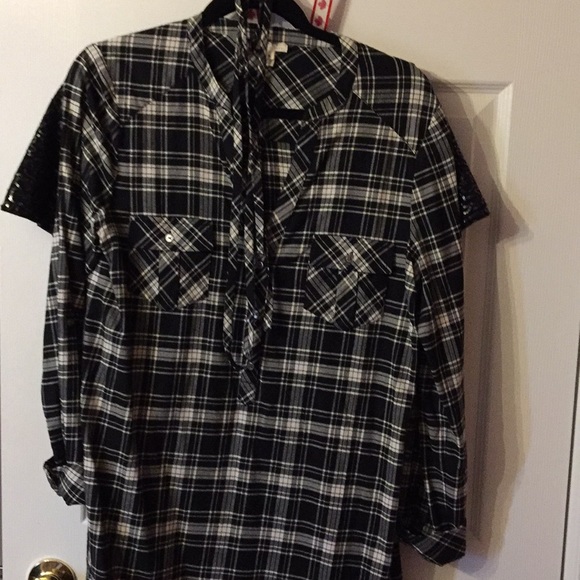 Long shirt - Picture 1 of 1